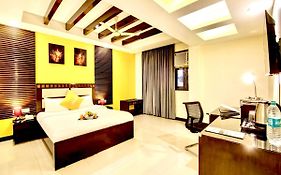 Lime Stays B&B Gk-2 At Greater Kailash Metro South Delhi Nearby Saket Select City
